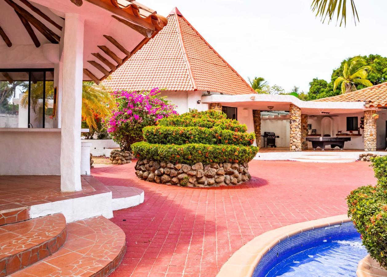 Cottage house Nueva Gorgona Luaran gambar
