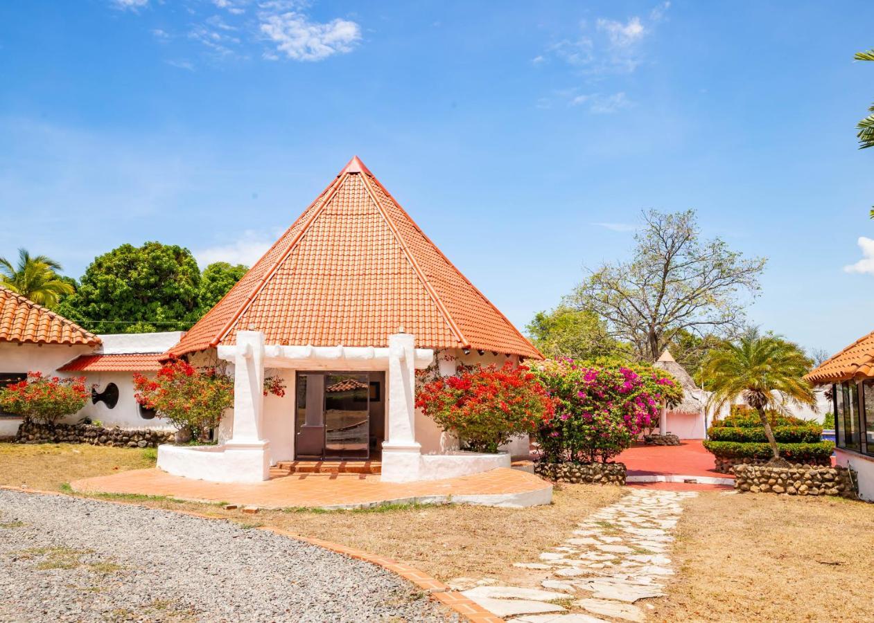 Cottage house Nueva Gorgona Luaran gambar